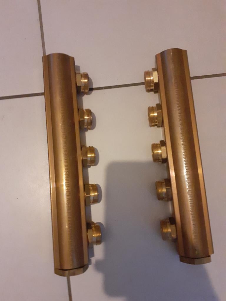 Partij Henco & Giacomini, Bricolage & Construction, Sanitaire, Neuf, Autres types, Enlèvement