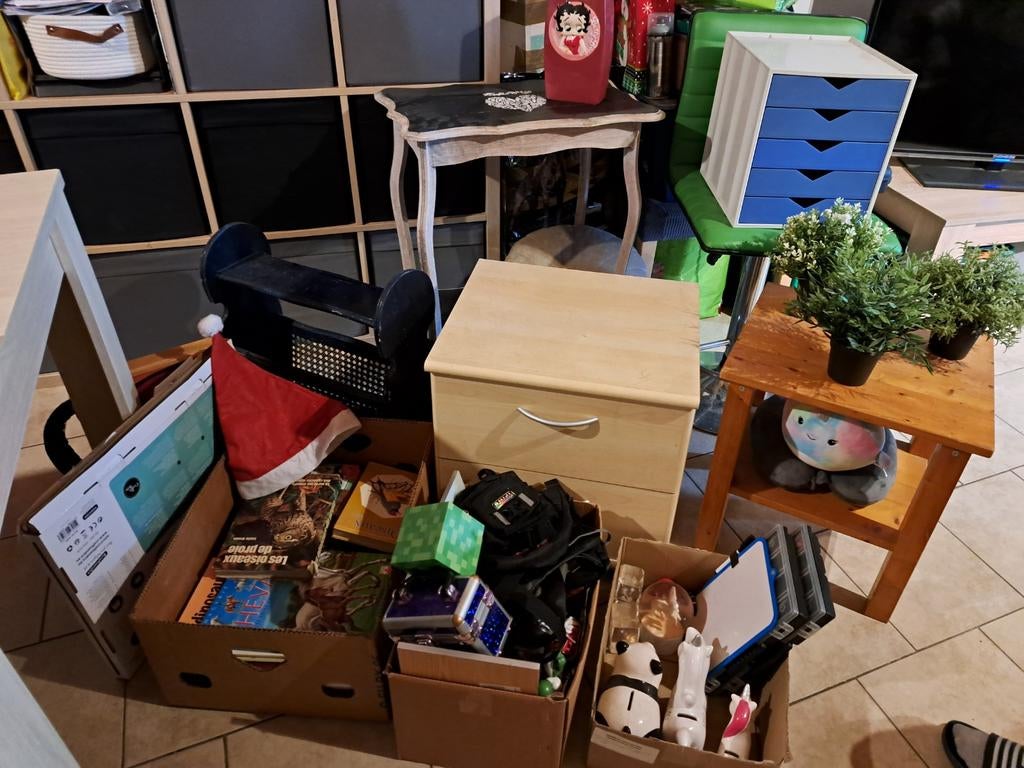 Gros lot de brocante ., Diversen, Rommelmarktspullen, Ophalen