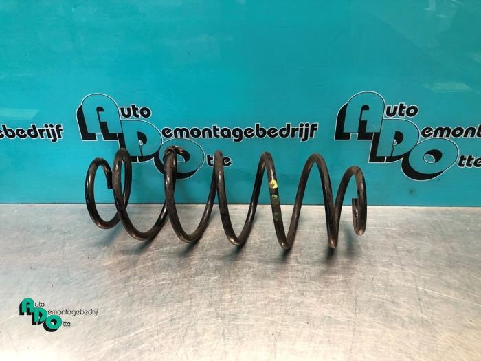 Schroefveer achter van een Alfa Romeo Giulietta (Giulietta 1, Gebruikt, -, -, Ophalen of Verzenden