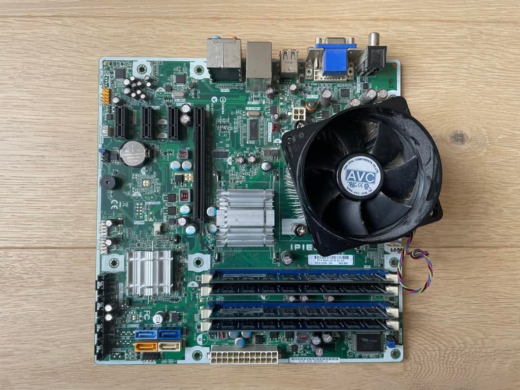 Carte mere + RAM + processeur, Computers en Software, Desktop Pc's, Zo goed als nieuw, Ophalen of Verzenden