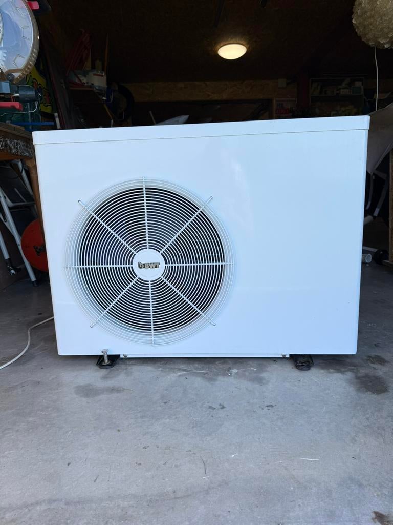 Pompe à chaleur piscine, Enlèvement, Comme neuf