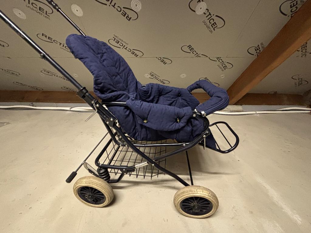 Opvouwbare kinderbuggy merk "Teutonia" met blauwe stoffering, Enlèvement, Utilisé, Autres marques, Dossier réglable