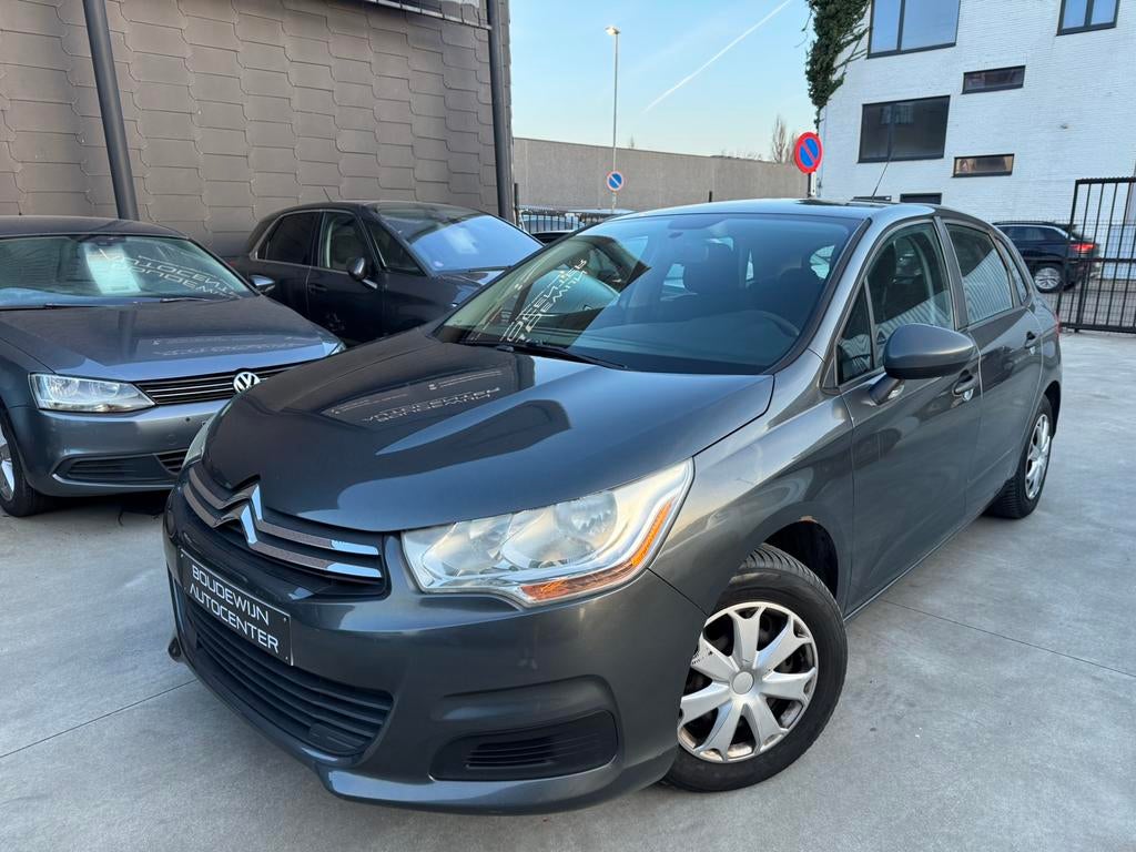 Citroën C4 1.4Benzine 154.xxxkm 2011/Airco,Cruisecontrol, Voorwielaandrijving, Stof, Zwart, Handgeschakeld