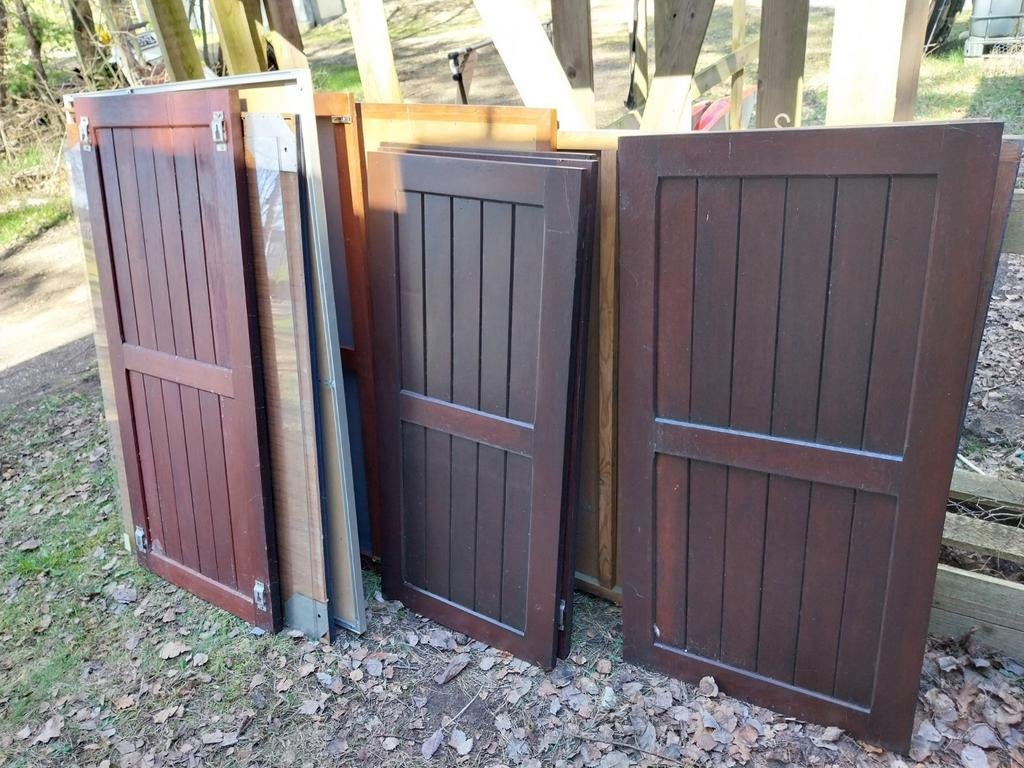 Volets et moustiquaires Meranti, Bricolage & Construction, Enlèvement