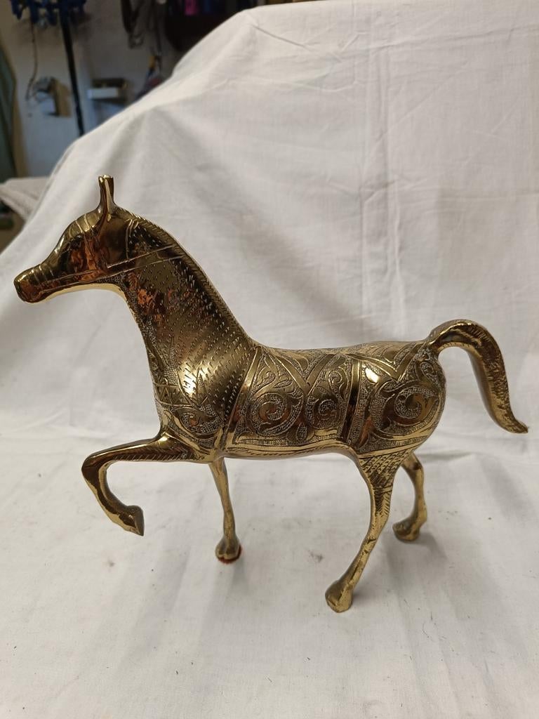 Heel koper paard uitgewerkt, Enlèvement, Cuivre