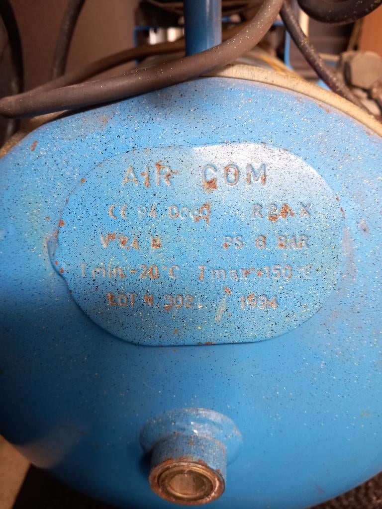 Compressor, Doe-het-zelf en Bouw, Compressors, Ophalen, Gebruikt, 6 tot 10 bar, Minder dan 200 liter/min