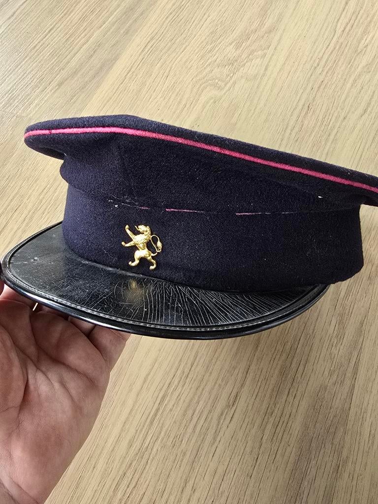 anciens képi de l'Armée Belge ABL régiment des guides, Collections, Enlèvement