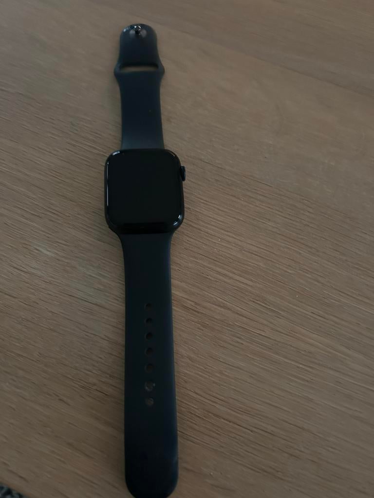 Apple Watch 9, 45 mm, cellulaire, Enlèvement, Comme neuf