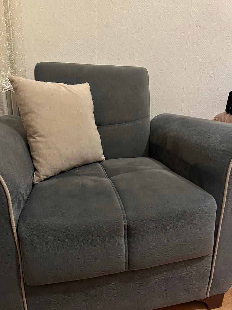 Comfortabele Zetelset 3-zits + 1-zits met opbergruimte, Ophalen, Zo goed als nieuw, Driepersoons, Stof