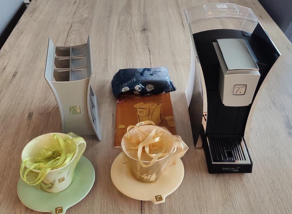 Special T Machine in nieuwstaat, inclusief 2 kopjes, Elektronische apparatuur, Ophalen, Zo goed als nieuw