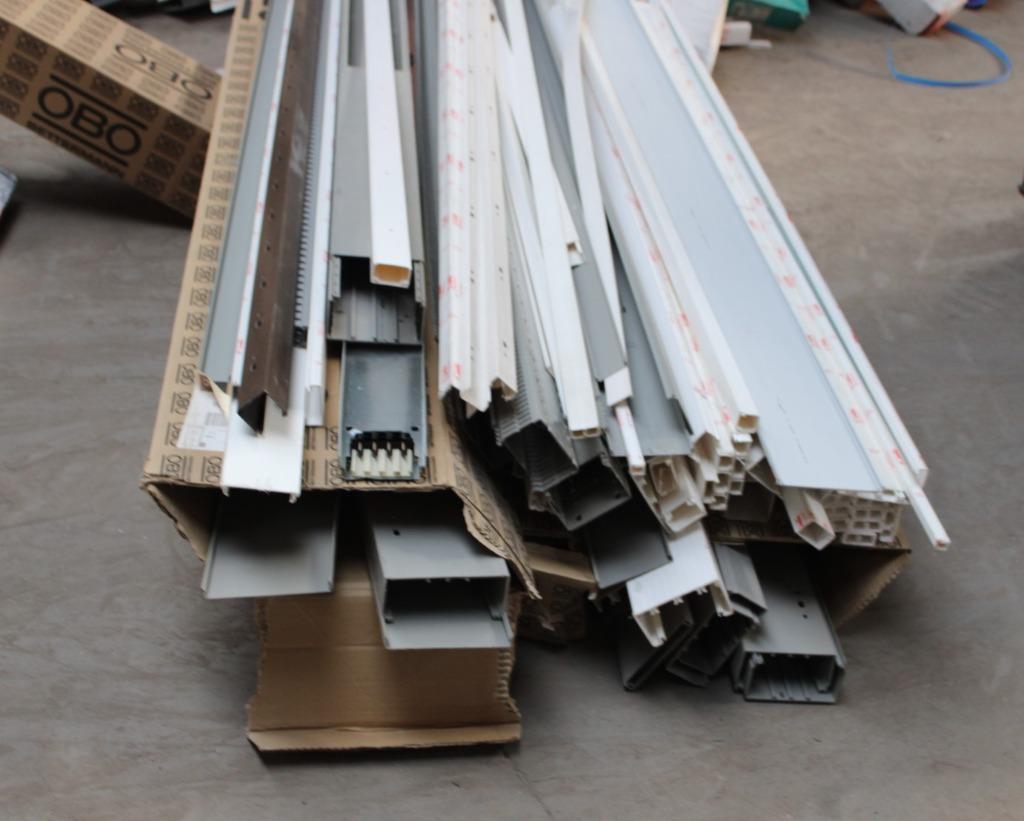 DIFFÉRENTES TAILLES DE CHEMINS DE CÂBLES 6 x 5,5 / 4 x 4 /10, Bricolage & Construction, Enlèvement ou Envoi, Neuf