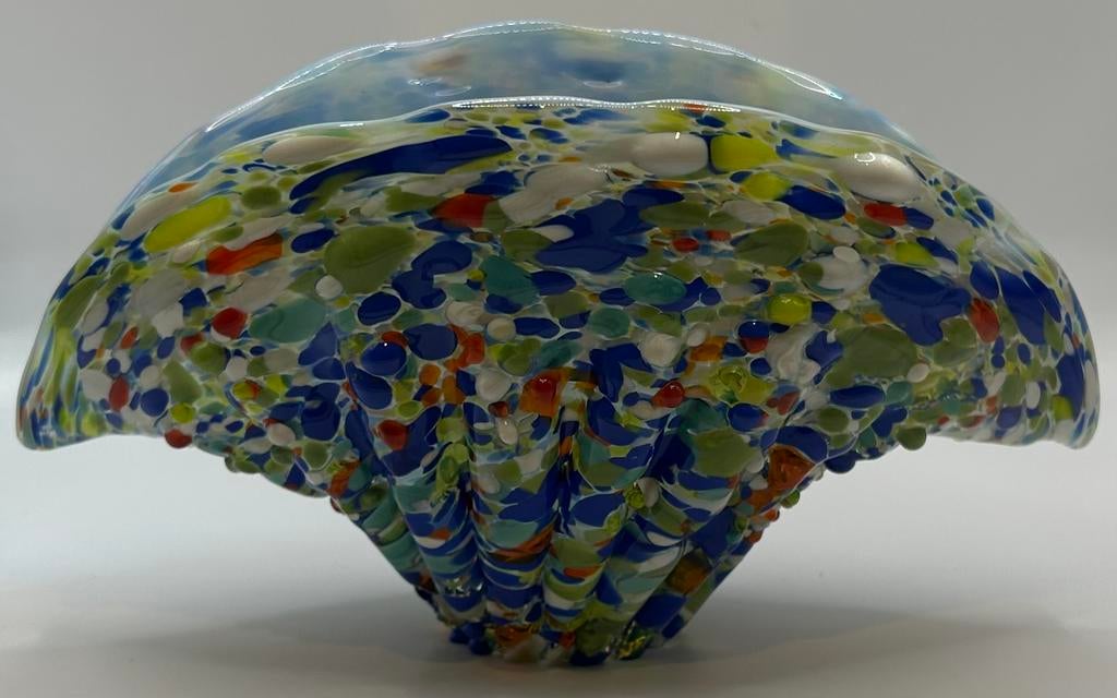 Murano  schelp bowl schaal vaas millefiori mozaiek effect, Antiek en Kunst, Antiek | Glaswerk en Kristal, Ophalen of Verzenden