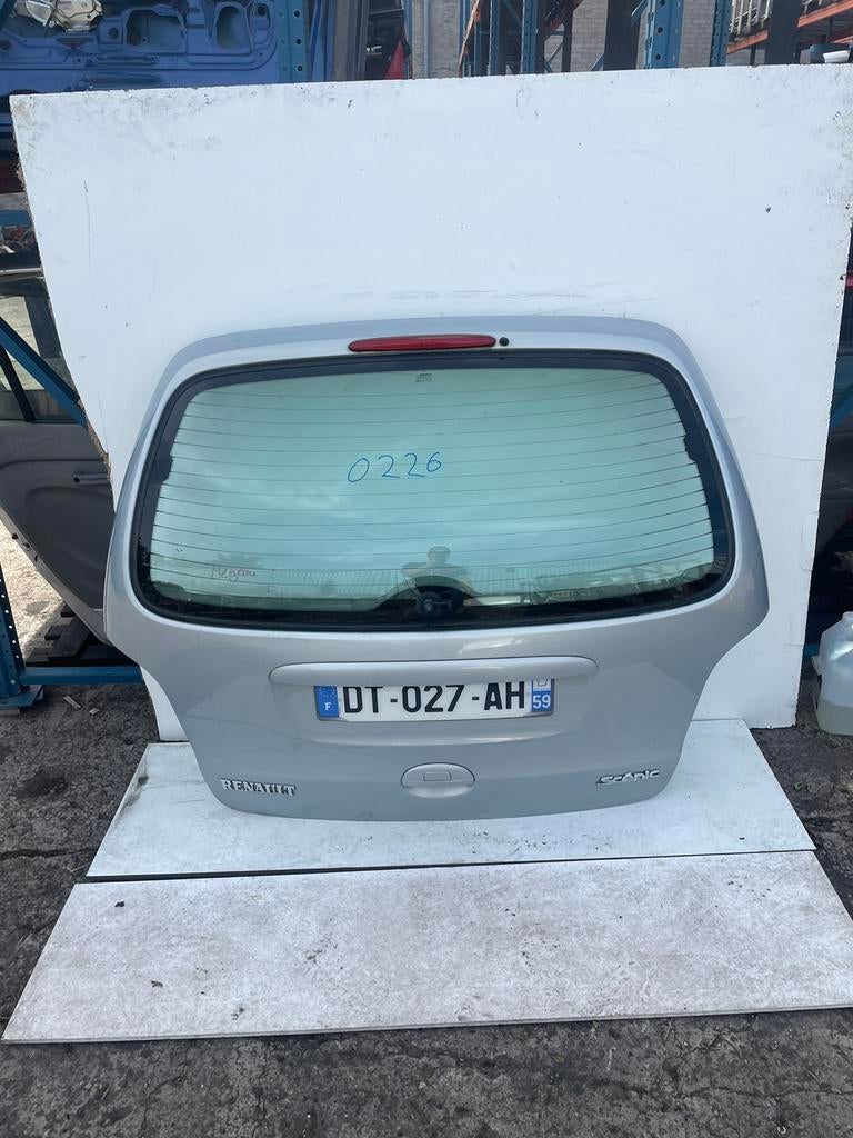 Hayon Renault Scenic 2002 Gris, Autos : Pièces & Accessoires, Enlèvement, Renault