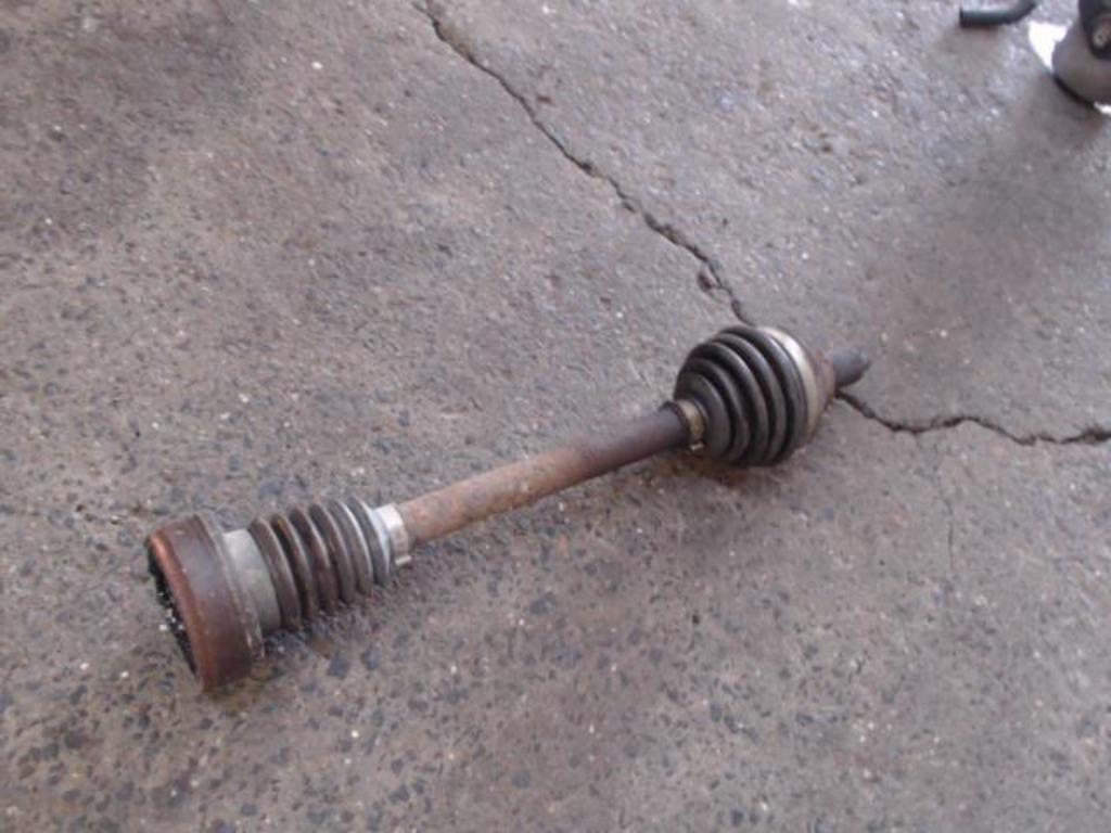 Cardan gauche Seat Ibiza 4 1.2i 44kw 2012-2016 LP/14926, Enlèvement, Utilisé, Seat