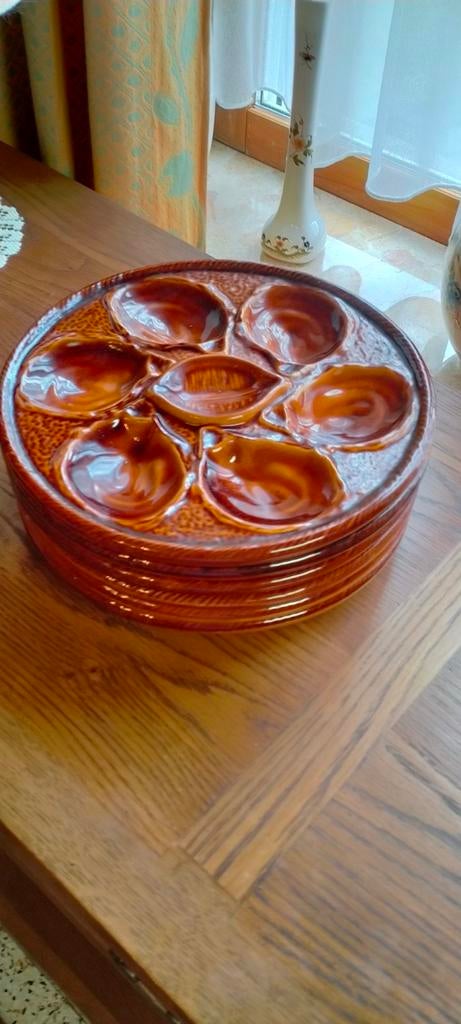 6 assiettes huîtres St Clément/ plateau 18 huîtres Salins, Enlèvement