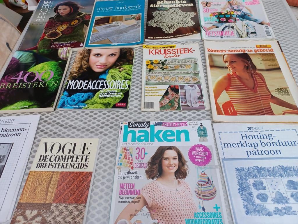 Brei-haak-en kruisjessteek 12 stuk, Boeken, Ophalen of Verzenden, Zo goed als nieuw