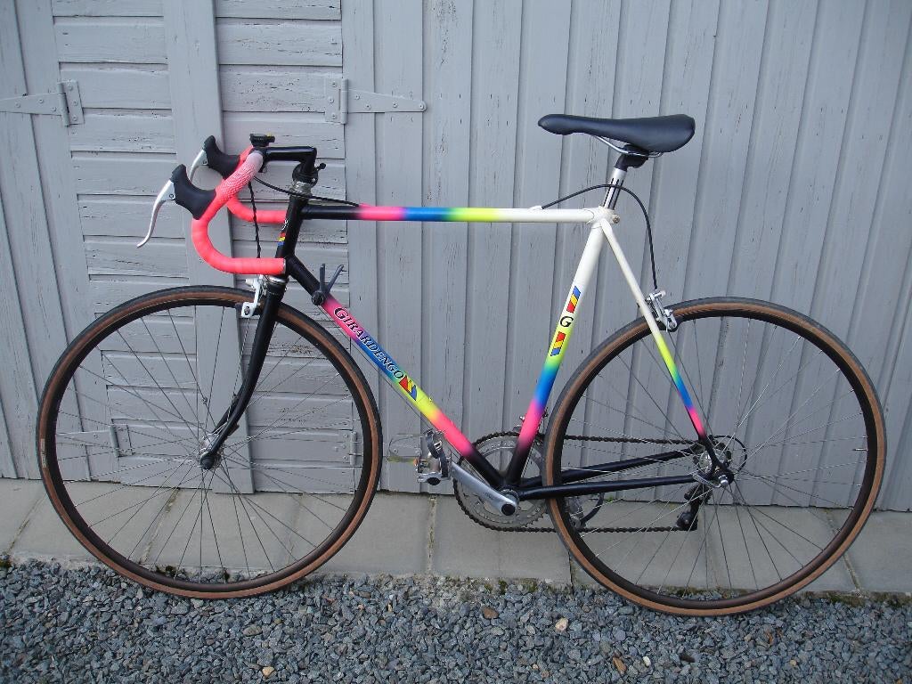 Retro en nieuwe racefiets, Enlèvement, Comme neuf