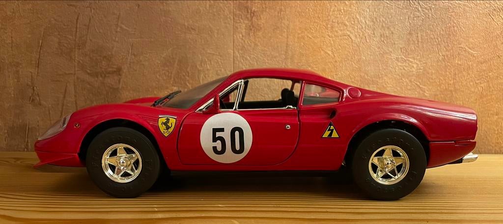Ferrari 246 GT Dino - 1:18, Hobby & Loisirs créatifs, Voitures miniatures | 1:18, Enlèvement ou Envoi, Anson