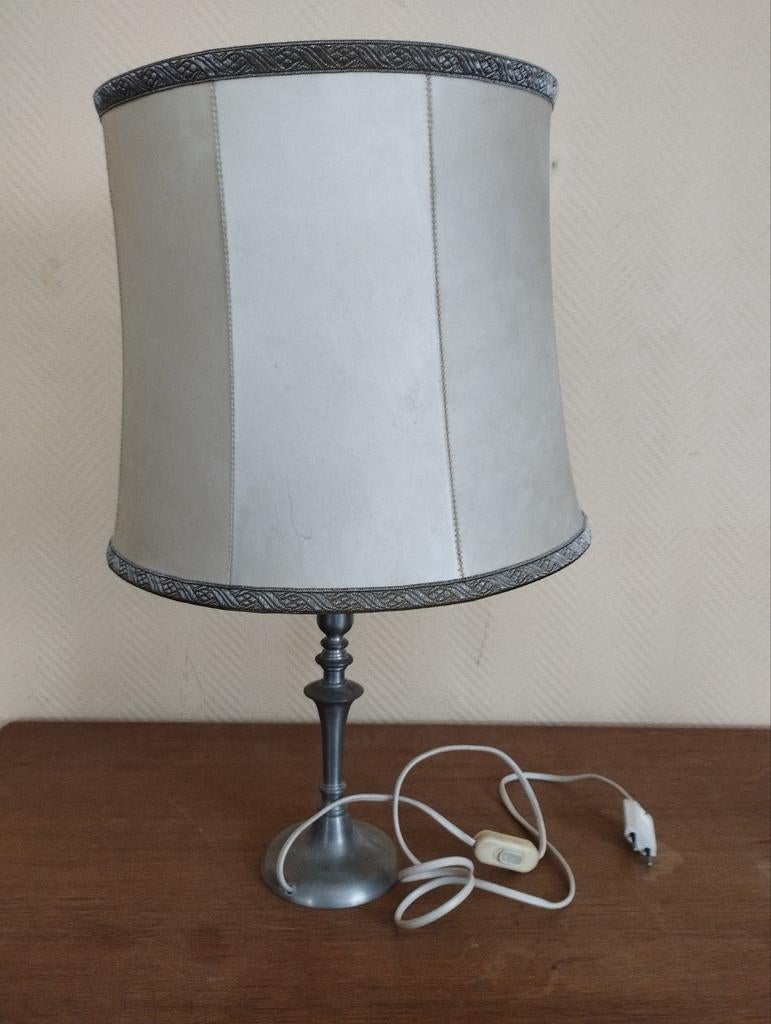Lampe de chevet avec pied en etain, Maison & Meubles, Enlèvement, Comme neuf