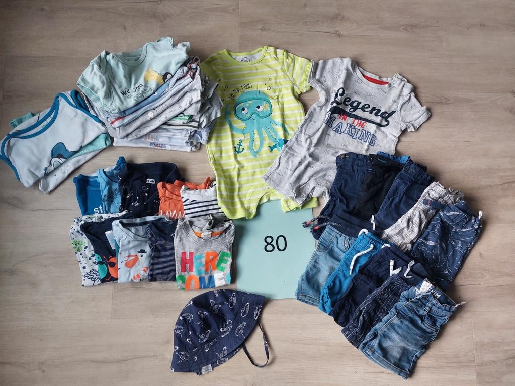 Kledingpakket jongen maat 80 - 31 stuks, Kinderen en Baby's, Ophalen of Verzenden, Maat 80