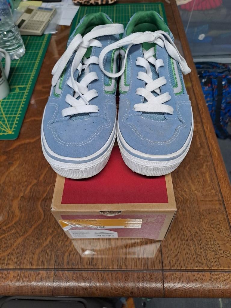 Espadrilles de skate Vans, Enfants & Bébés, Enlèvement