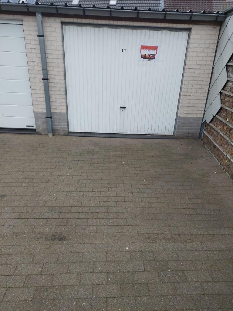 Grote garage te koop in Moerestraat, Gistel - 25 m², Immo, Provincie West-Vlaanderen