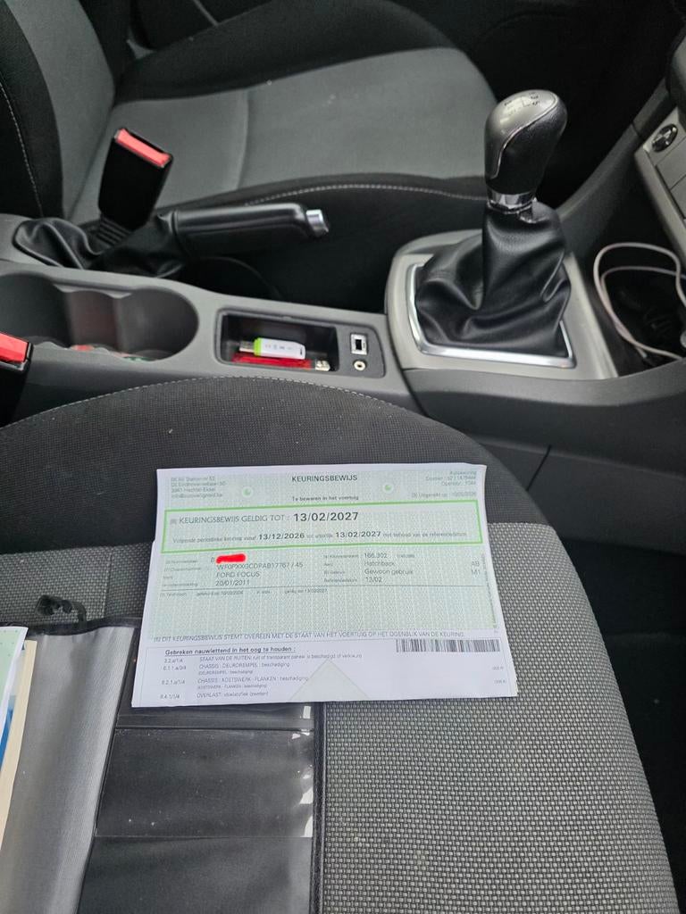 Ford focus 1.6 d  bwj 2011, Auto's, Ford, Stof, Navigatiesysteem, Particulier, Zilver of Grijs