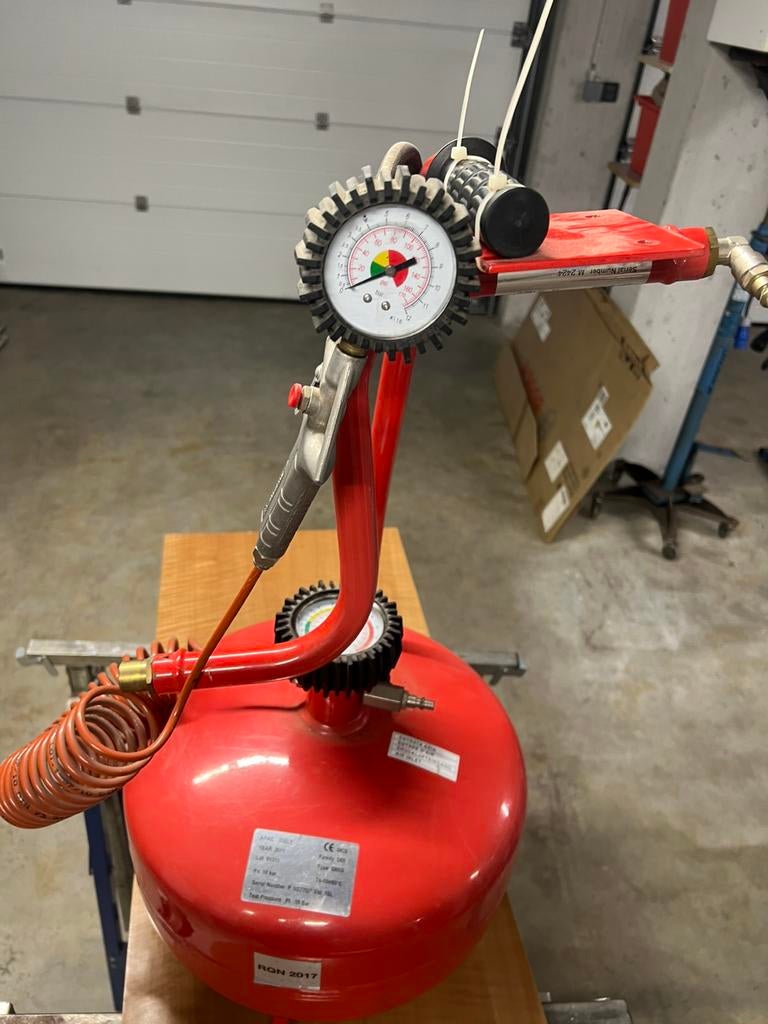 Banden  oppompen  drukvat, Ophalen of Verzenden