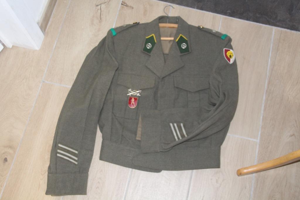 ABL Battle Dress sous-officier "4eme Cycliste", Collections, Envoi, Armée de terre, Vêtements ou Chaussures