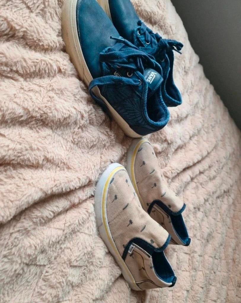 Authentieke beige Hugo Boss schoenen maat 34 + gratis VANS, Schoenen, Ophalen of Verzenden, Zo goed als nieuw, Hugo Boss