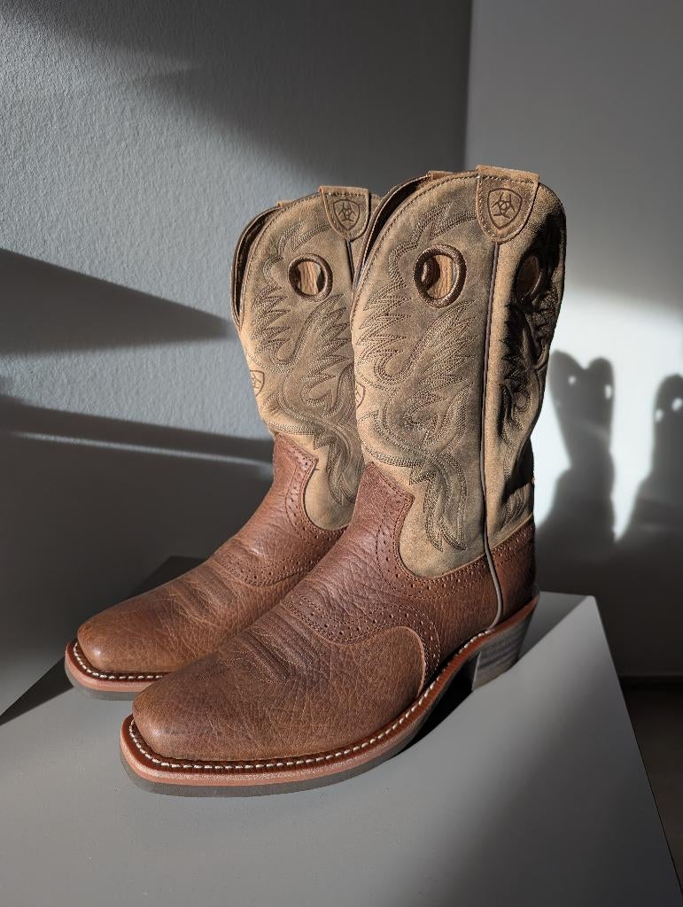 Ariat Roughstock maat 41.5 (US 8.5EE), Bruin, Boots, Ophalen of Verzenden, Zo goed als nieuw