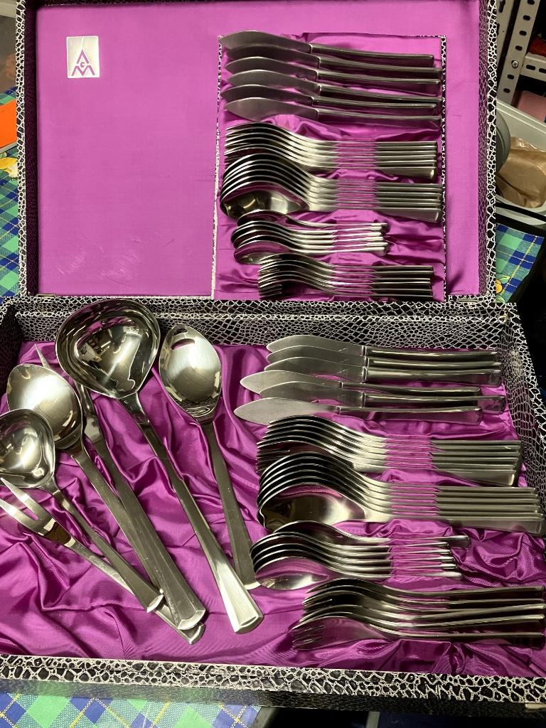 AMC 6-delig bestek "Nieuwstaat" !!!, Maison & Meubles, Enlèvement, Comme neuf, Ensemble de couverts, Résiste au lave-vaisselle