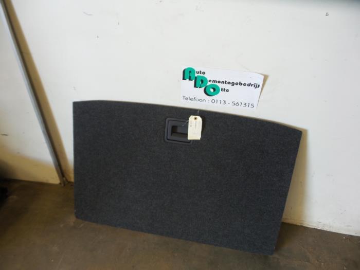 Coffre tapis d'un Volkswagen Polo (Polo 09-), -, 3 mois de garantie, Utilisé, -