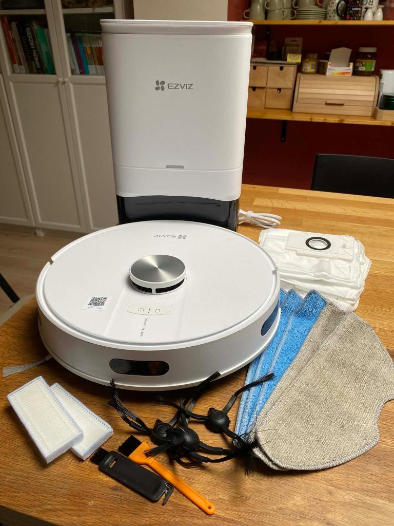 Aspirateur robot EZVIZ, Enlèvement, Comme neuf, Réservoir, Aspirateur robot