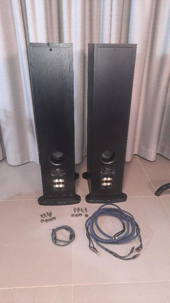 2 boîtiers d'enceintes Epos Epic 5 - haut-parleurs de sol, Autres marques, Comme neuf, Enlèvement, Haut-parleurs Frontaux, Arrière ou Stéréo