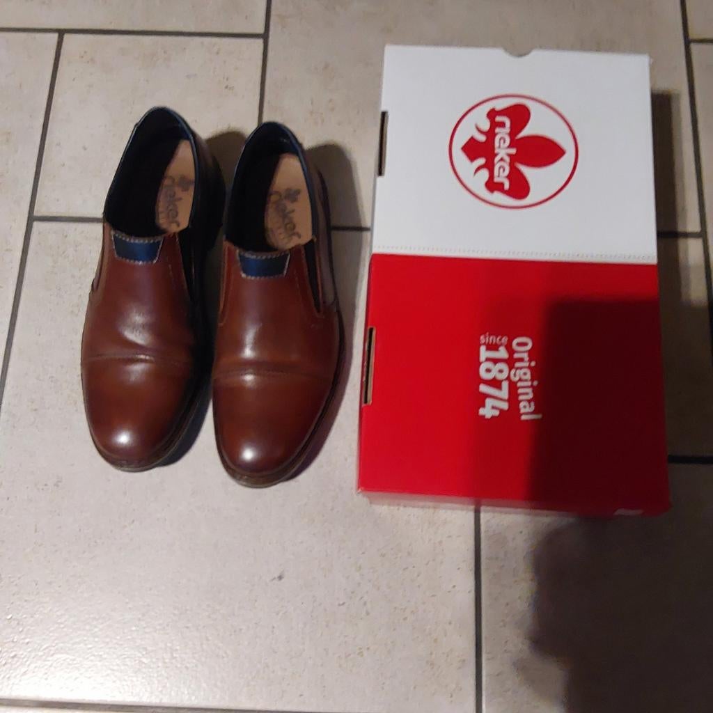 Mooie herenschoenen rieker maat 42,1 maal gedragen, Ophalen of Verzenden