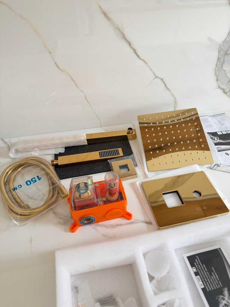 Ensemble colonne douche encastrable dorée or mitigeur neuf, Bricolage & Construction, Sanitaire, Neuf, Douche, Enlèvement ou Envoi