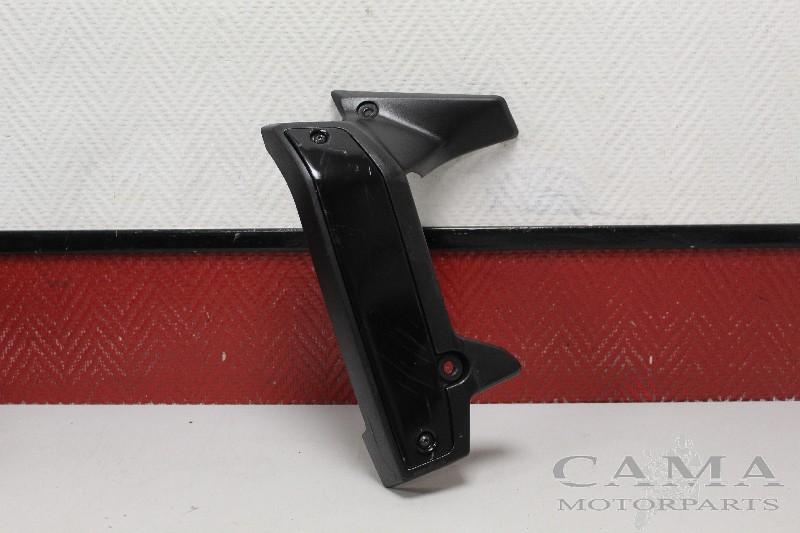 RADIATEURKAP LINKS Kawasaki Vulcan S (49125-0586), Motoren, Dhr. S. di Majo, Gebruikt, Info@cama-motorparts.nl, P.J. Troelstraweg 8 8
3144 CX  MAASSLUIS, NL