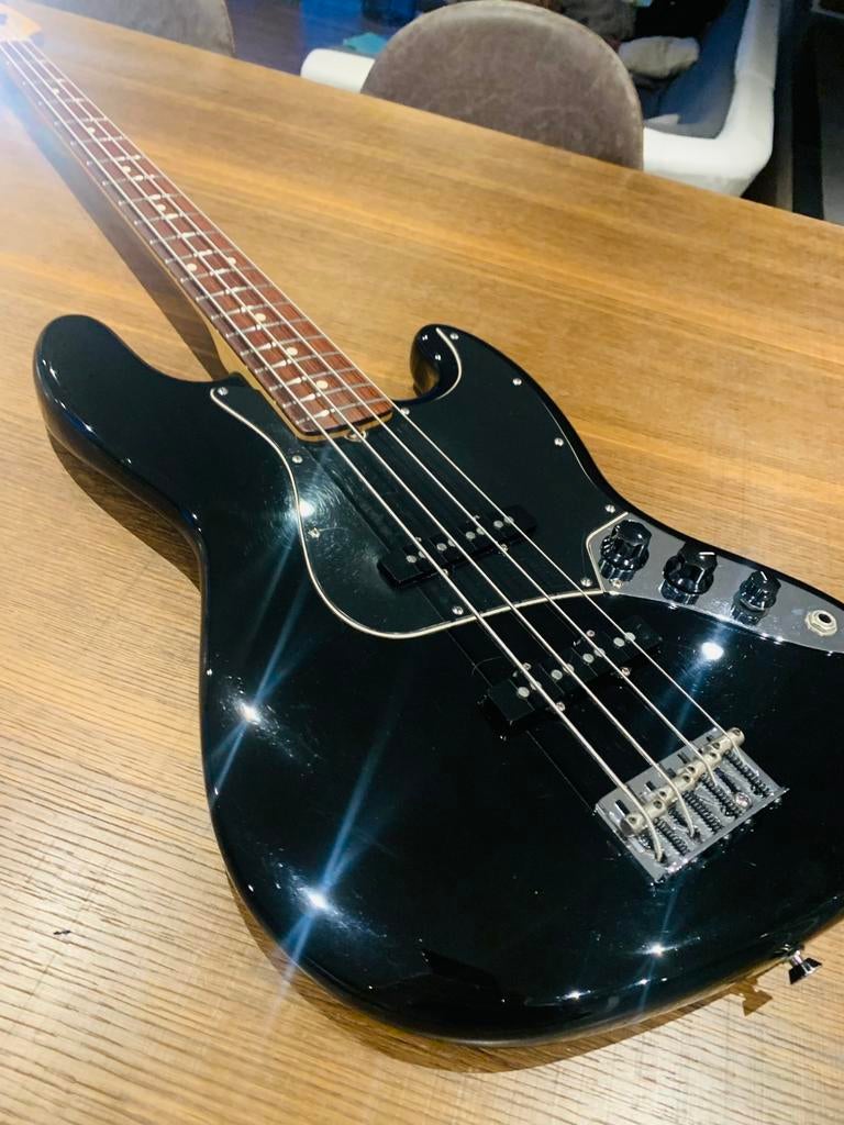 Fender jazz bass s1, Musique & Instruments, Instruments à corde | Guitares | Basses, Enlèvement, Utilisé, Électrique