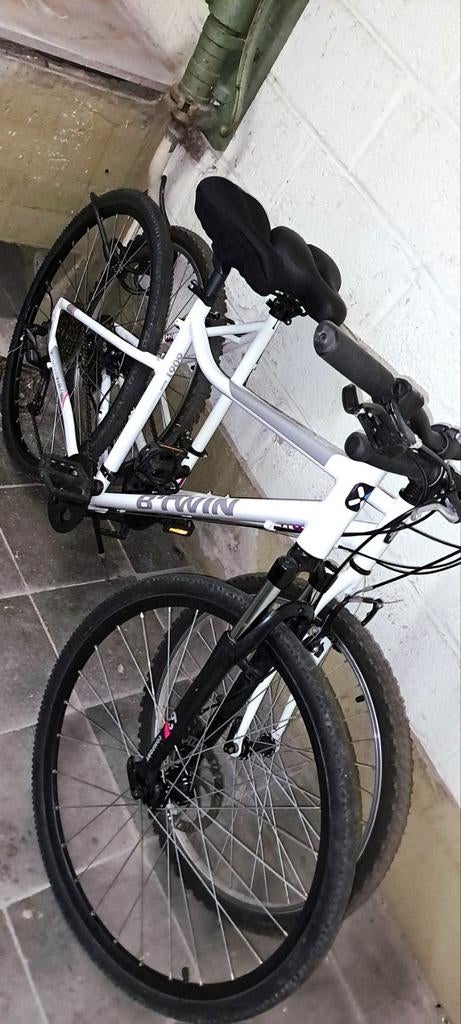 Vtc btwin look sport tailleM état neuf a voir absolument️️↙️, Neuf, 49 à 53 cm, Giant, Enlèvement