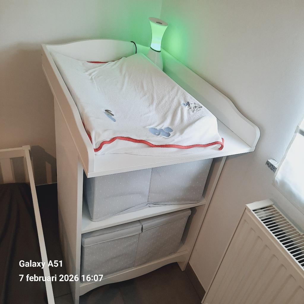 Verschoontafel te koop helemaal nog nieuw!!, Enlèvement, Comme neuf, Table