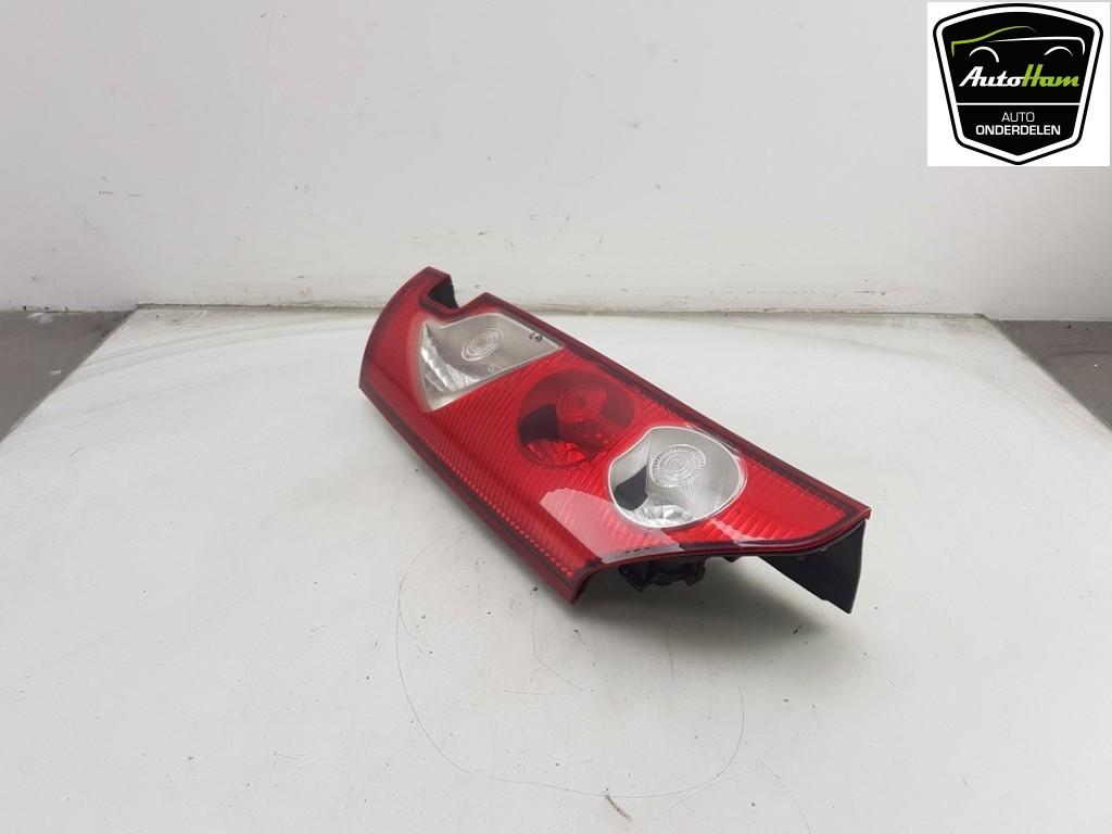 FEU ARRIÈRE GAUCHE Kangoo Express (FW) (|8200419949|), Autos : Pièces & Accessoires, Utilisé, Renault