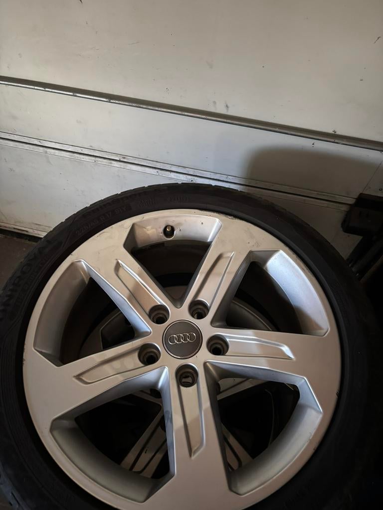 Audi a3 17inch velgen +banden set van 4, Ophalen, Gebruikt, 17 inch, All Season