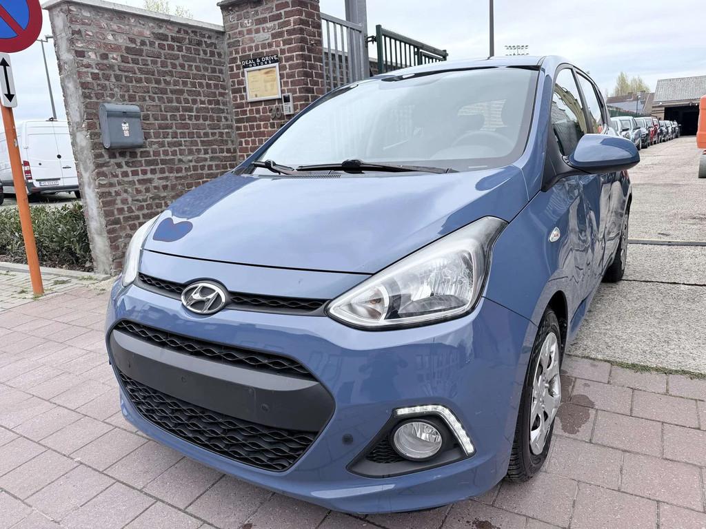 Hyundai i10 1.0 I EDITION POP (bj 2014), Auto's, Hyundai, Gebruikt, Parkeersensor, Blauw, Bedrijf