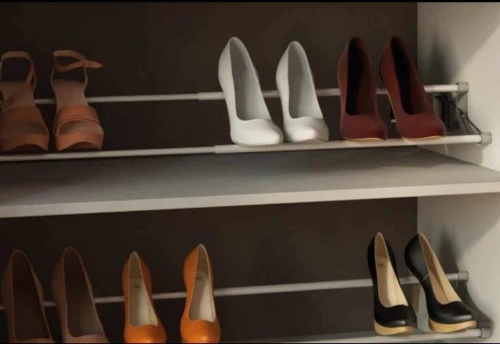 Porte-chaussures — Comme neuf (4 montants), ils peuvent être, Maison & Meubles, Enlèvement, Métal