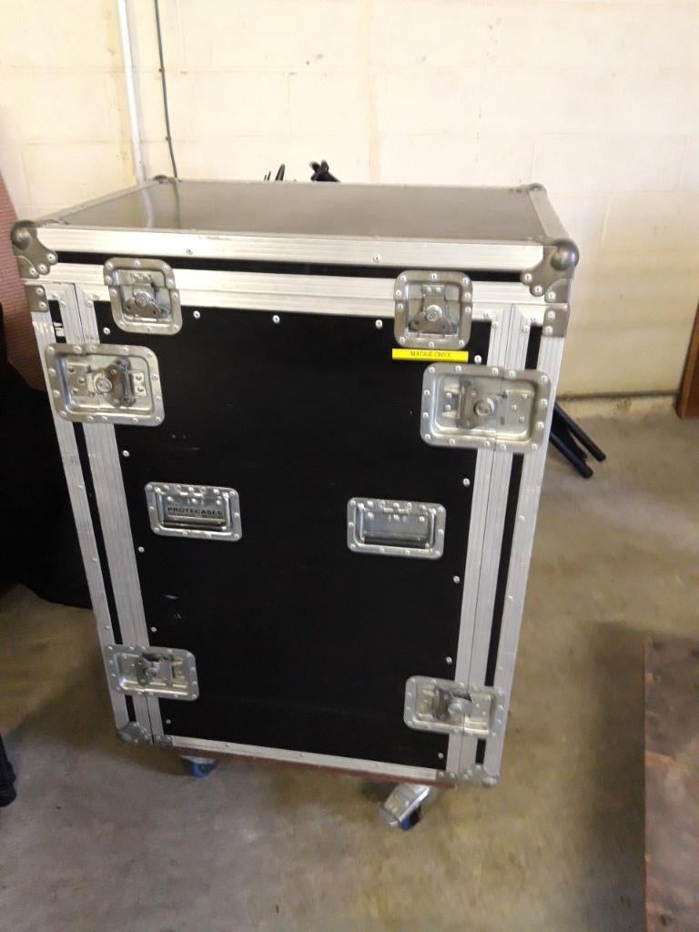 Groot Taperack, Muziek en Instrumenten, Behuizingen en Koffers, Ophalen, Gebruikt, Flightcase