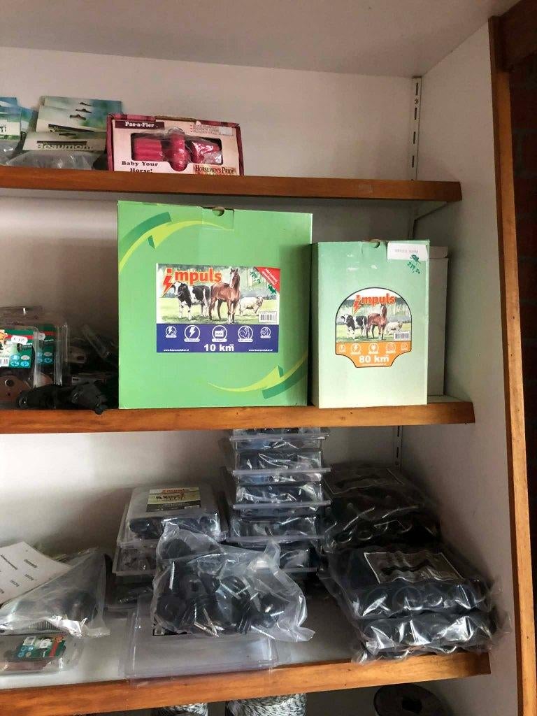 weide afspanning, Pâturage, 4 chevaux ou poneys ou plus