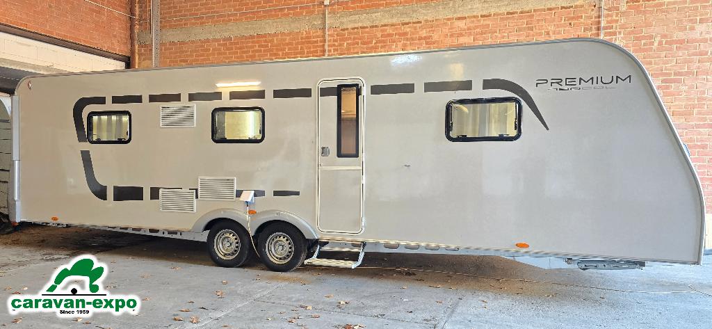 mooie grote caravan van 2025, Caravans en Kamperen, Caravans, 2 aparte bedden, 7 tot 8 meter, Microgolfoven, Tot en met 6