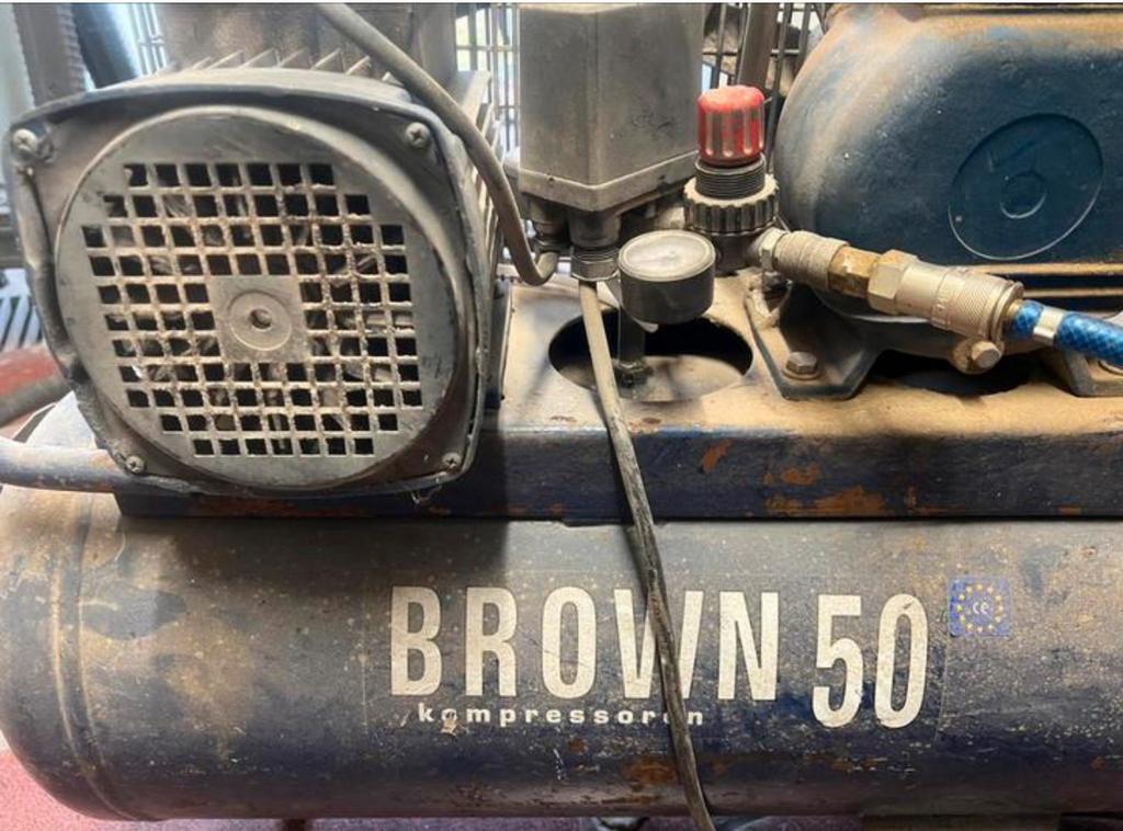 Compresseur Brown 50L, Bricolage & Construction, Enlèvement