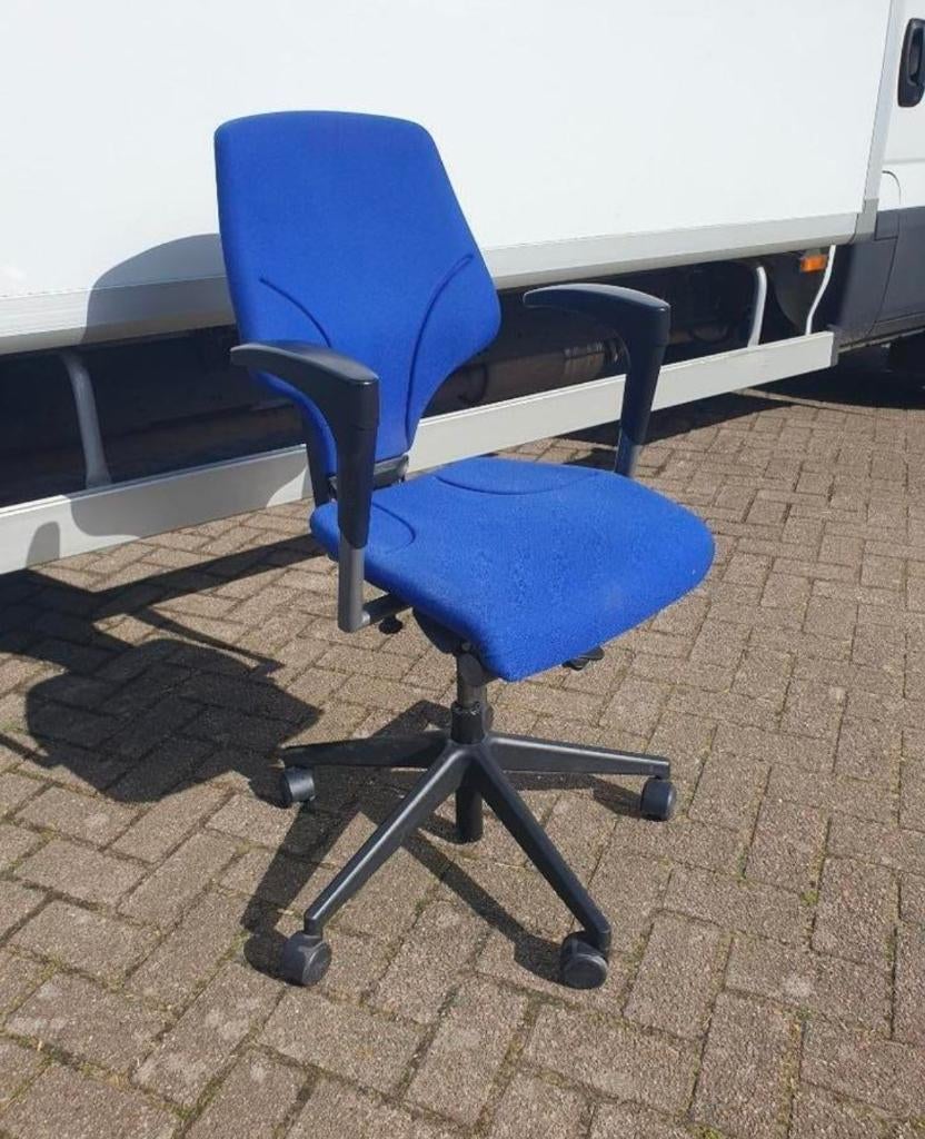 Fauteuil de bureau ergonomique Giroflex modèle 64, Maison & Meubles, Chaises de bureau, Chaise de bureau de gaming, Comme neuf